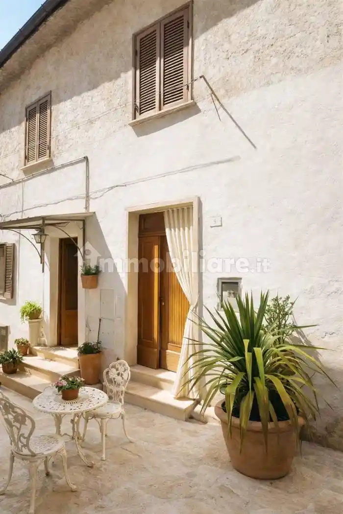 Casa indipendente in vendita a Scurcola Marsicana