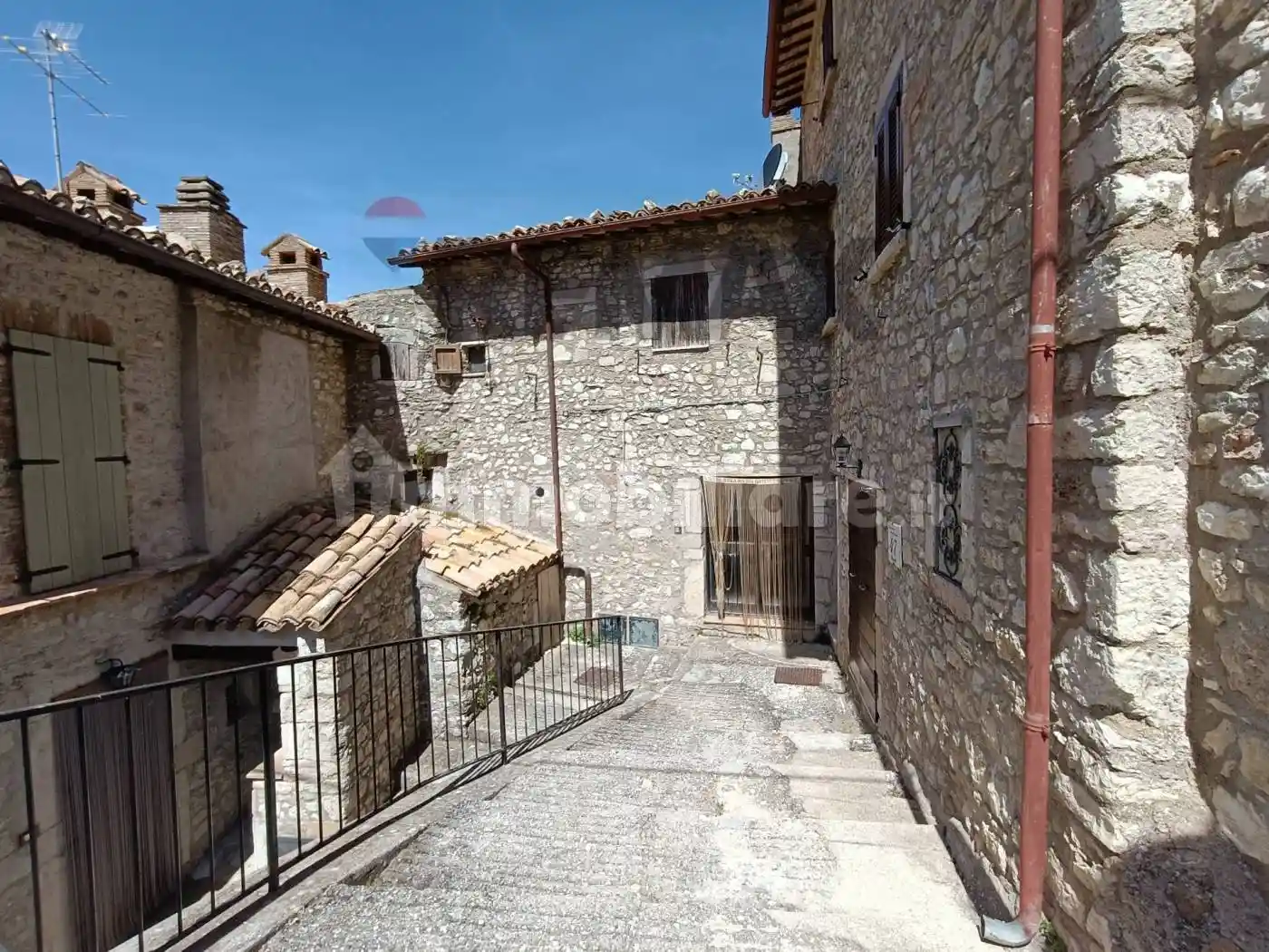 Appartamento in vendita a Sant'Anatolia di Narco