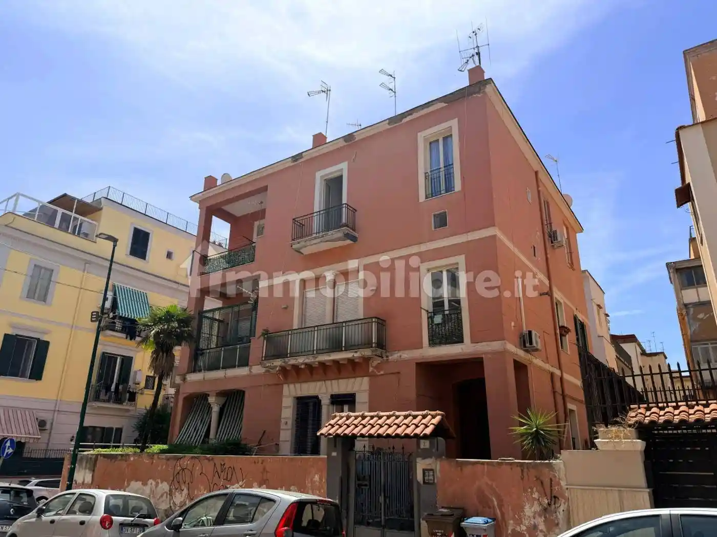 Appartamento in vendita a Napoli