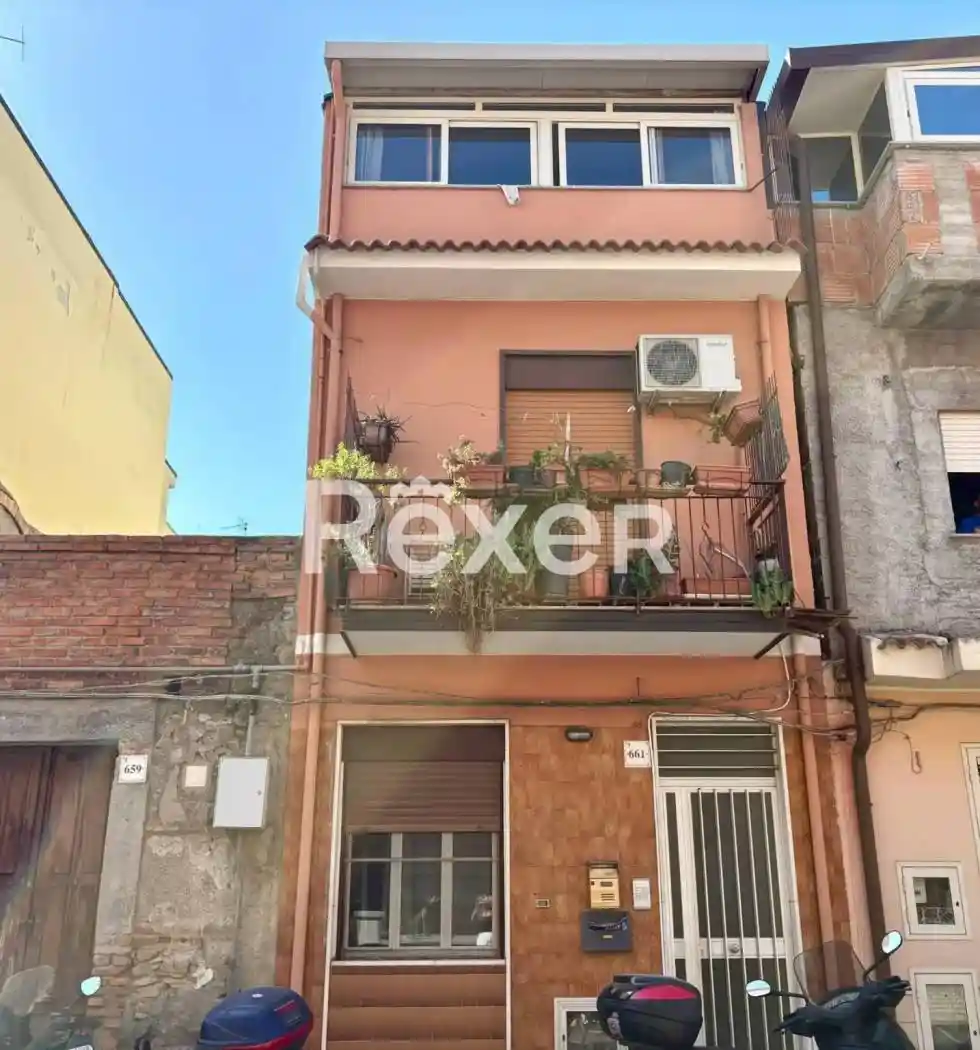 Casa indipendente in vendita a Barcellona Pozzo di Gotto
