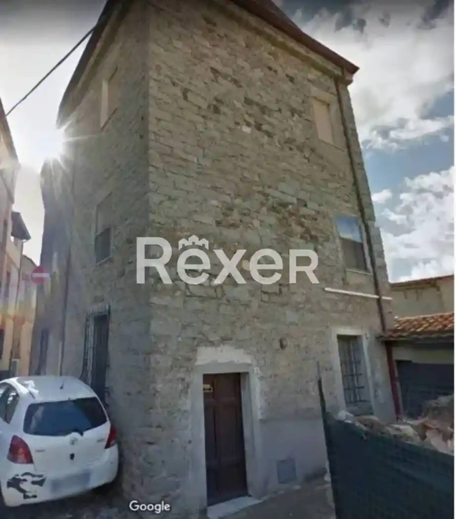 Casa indipendente in vendita a Oliena