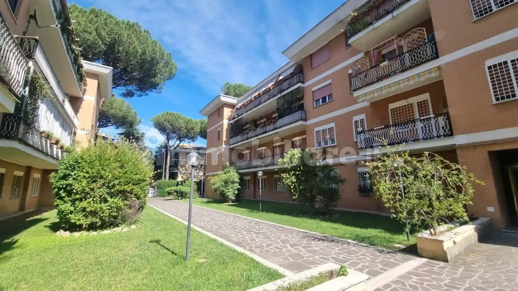 Appartamento in vendita a Roma