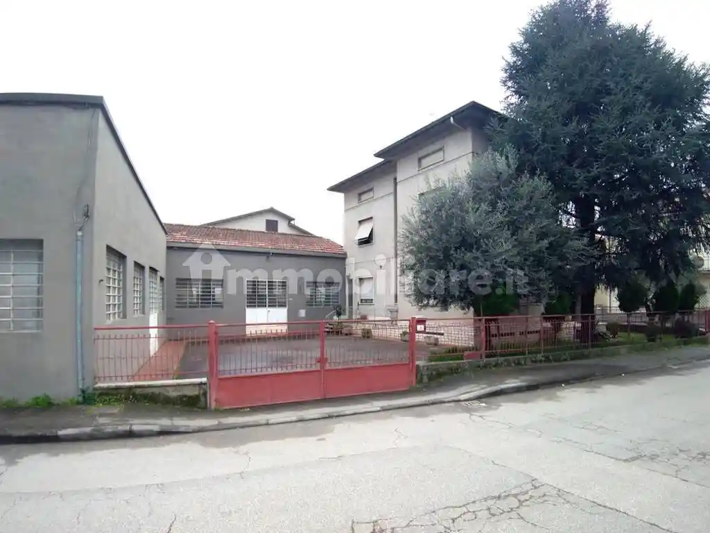 Casa indipendente in vendita a Agliana