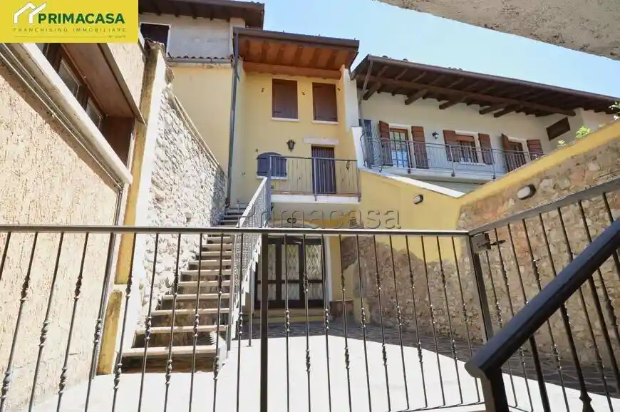 Appartamento in vendita a Toscolano-Maderno