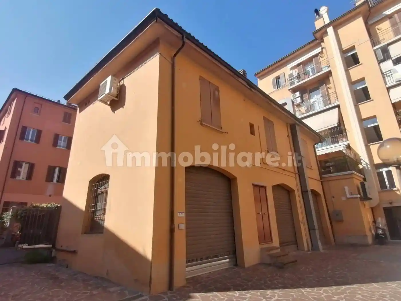 Casa indipendente in vendita a Bologna