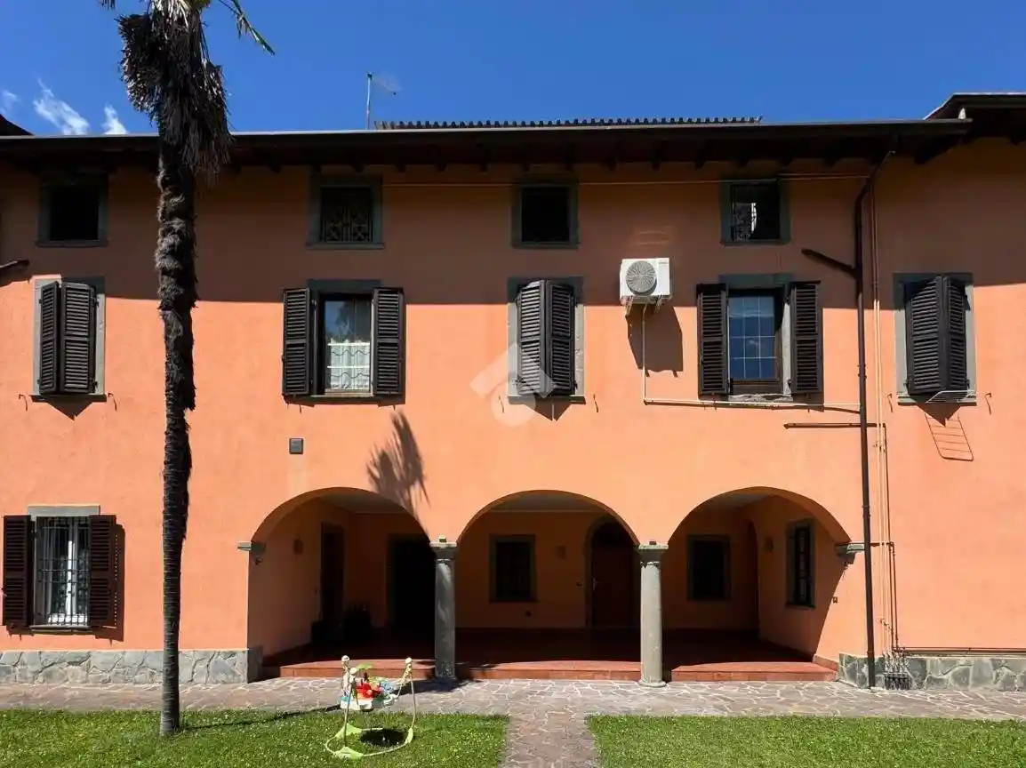Appartamento in vendita a Endine Gaiano