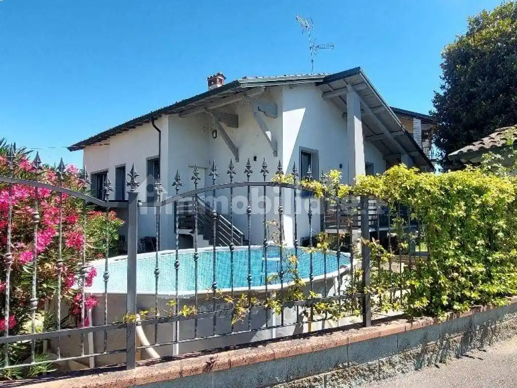 Villa in vendita a Codogno