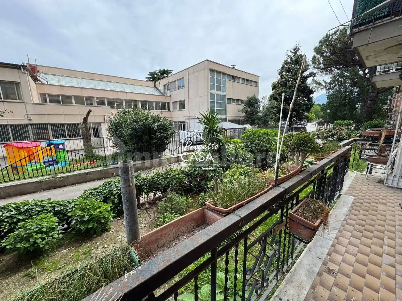 Appartamento in vendita a Napoli