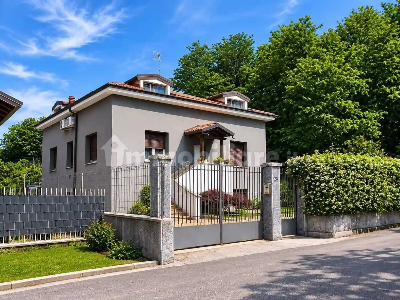 Villa - foto 2