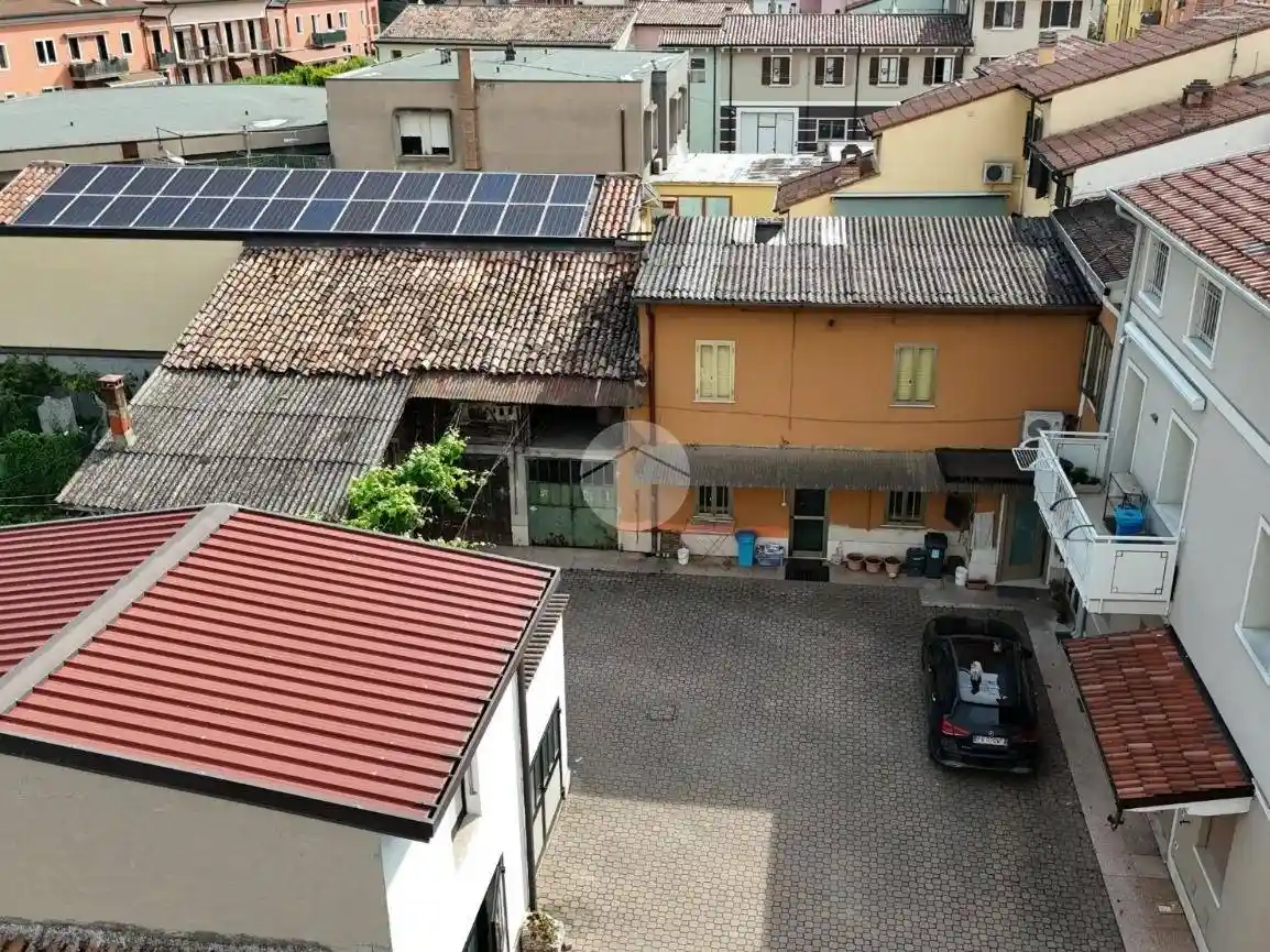 Rustico - Casale in vendita a Zevio