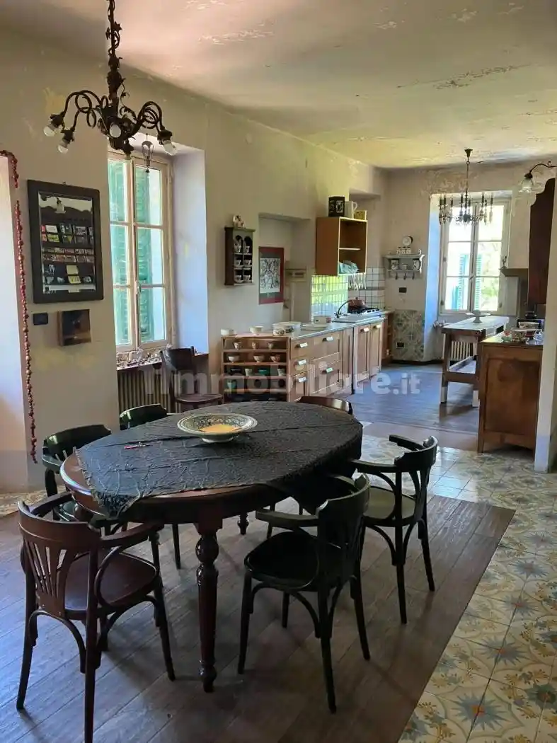 Rustico - Casale in vendita a Cuneo