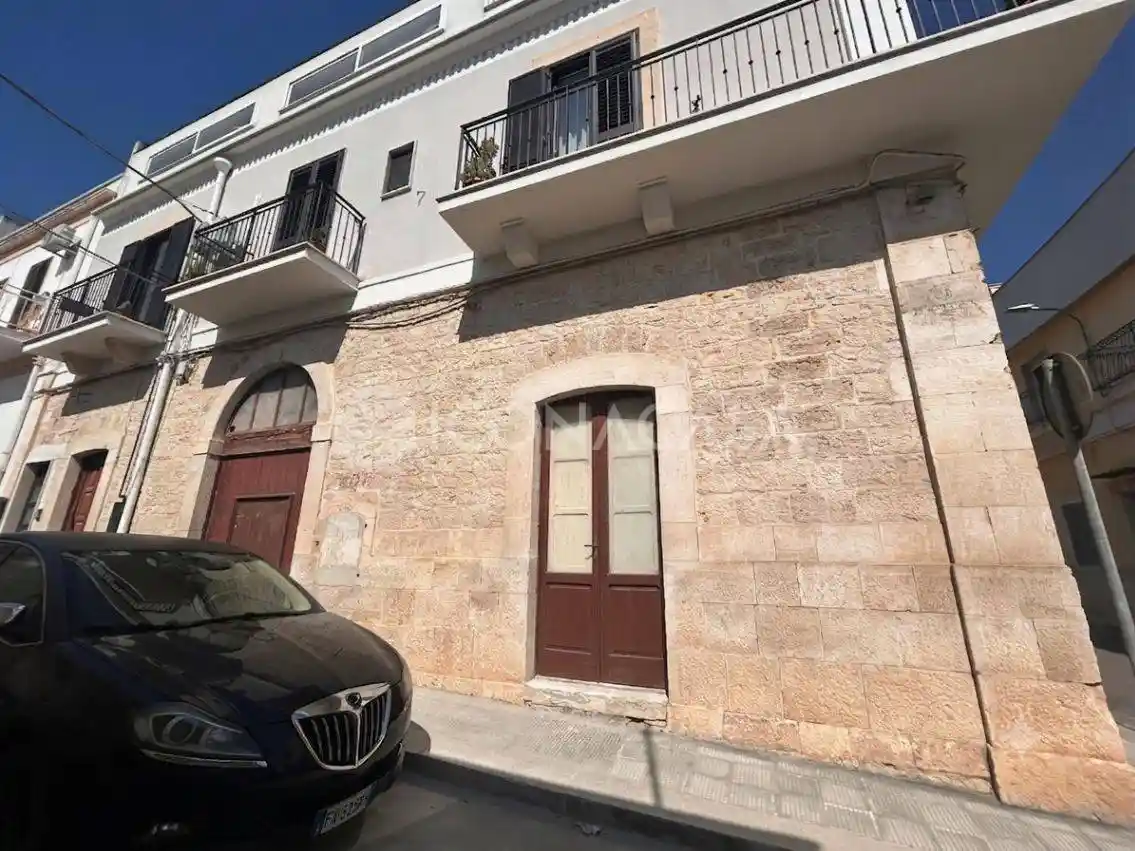 Casa indipendente in vendita a Bitetto