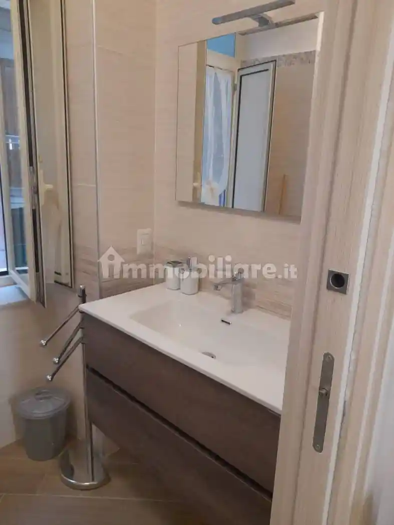 Appartamento in affitto a Napoli