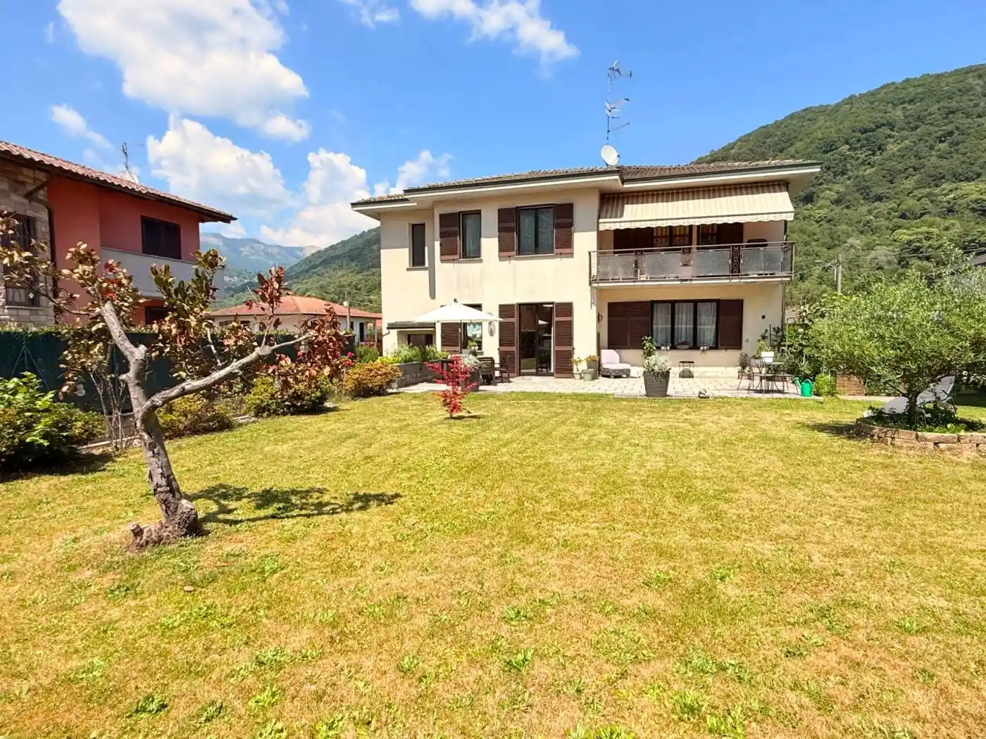 Appartamento in vendita a Lavena Ponte Tresa