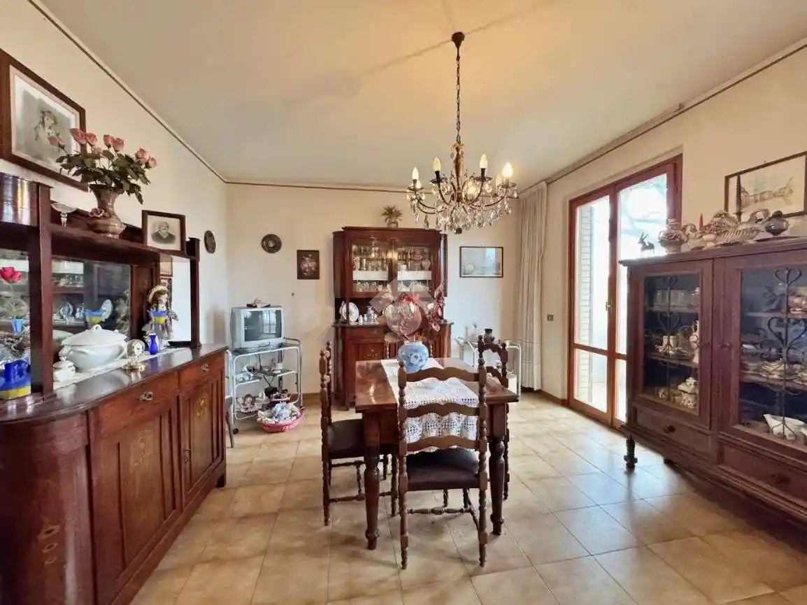 Villa in vendita a Montelabbate