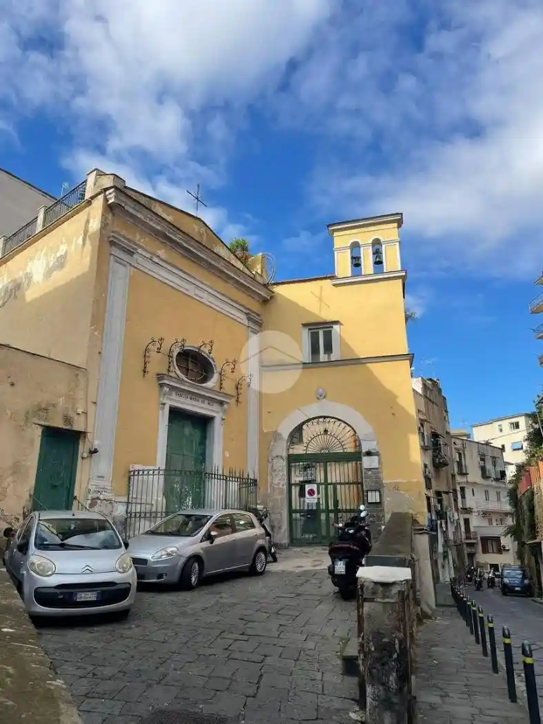 Appartamento in affitto a Napoli