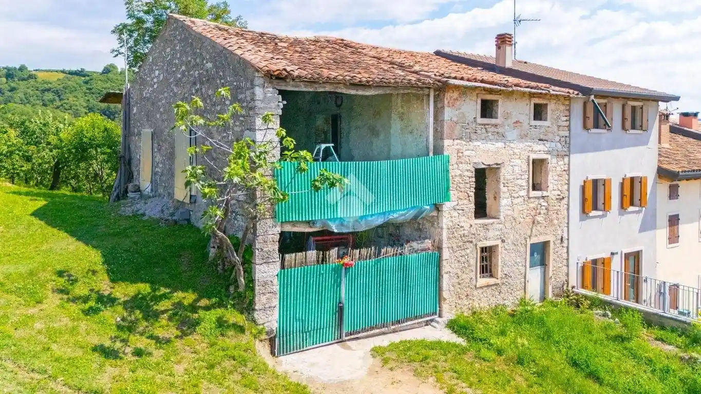 Rustico - Casale in vendita a Badia Calavena