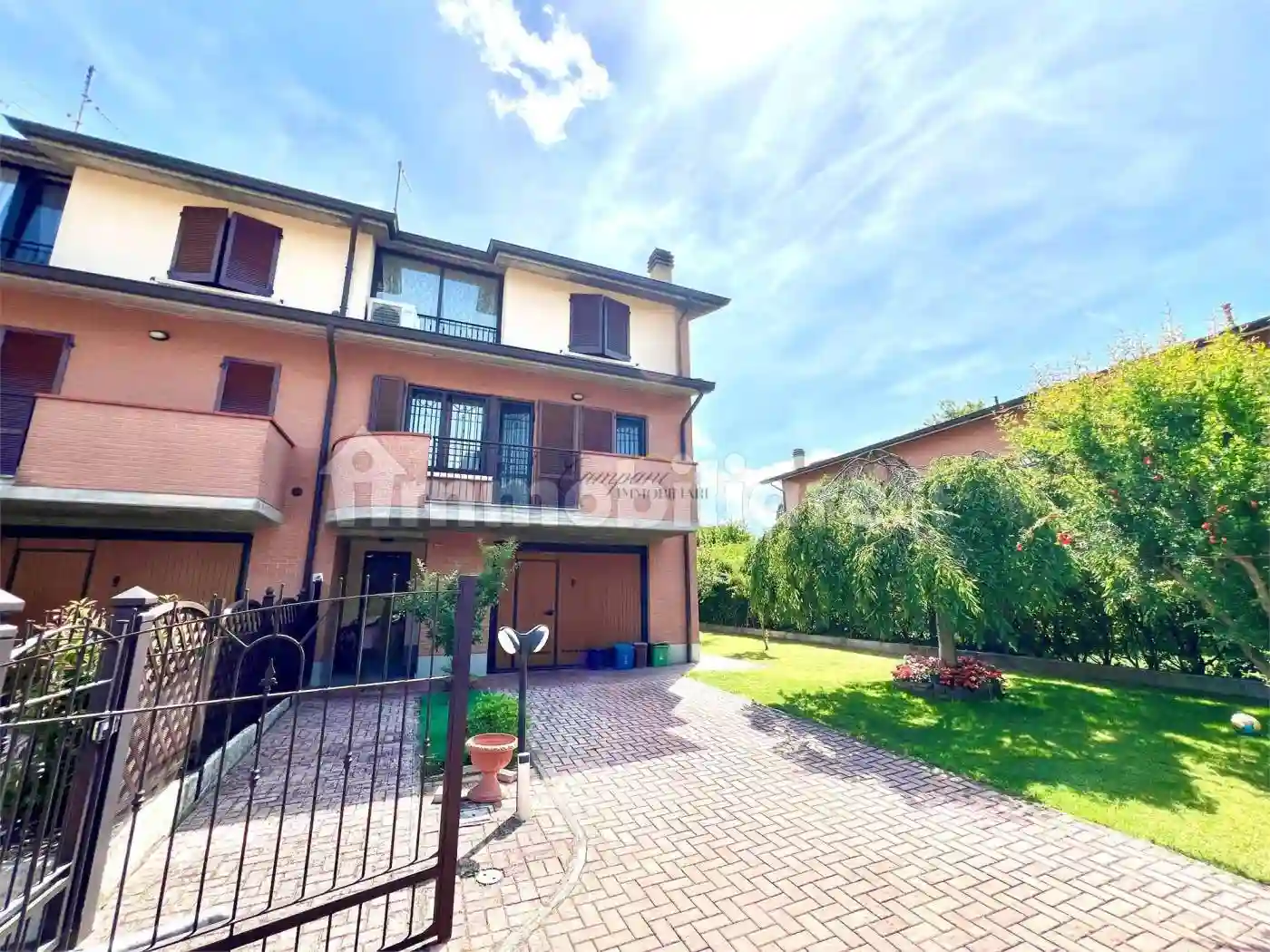 Villetta a schiera - foto 2