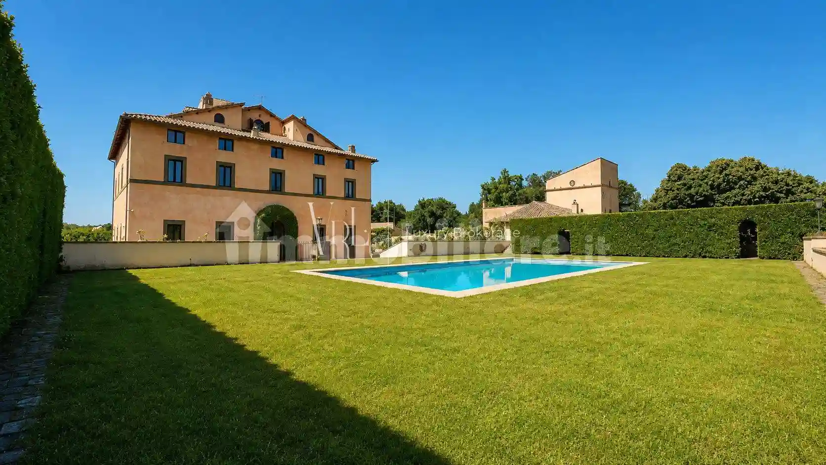 Villa - foto 2