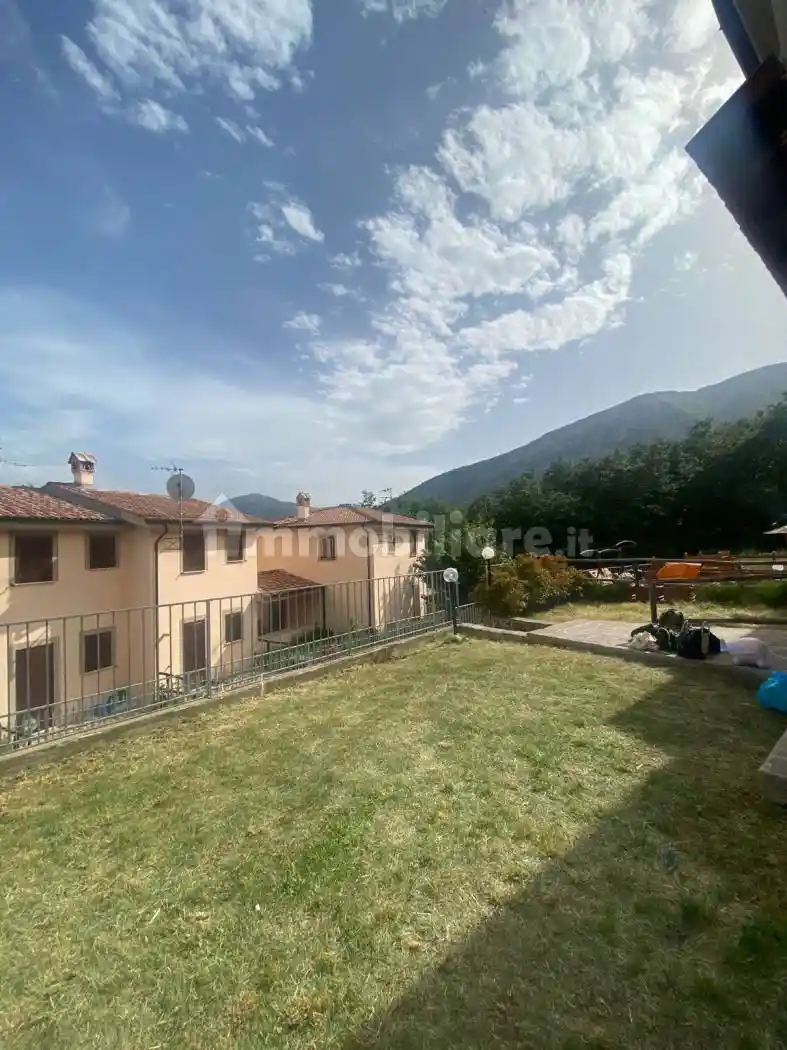 Casa indipendente in vendita a Rocca di Cambio