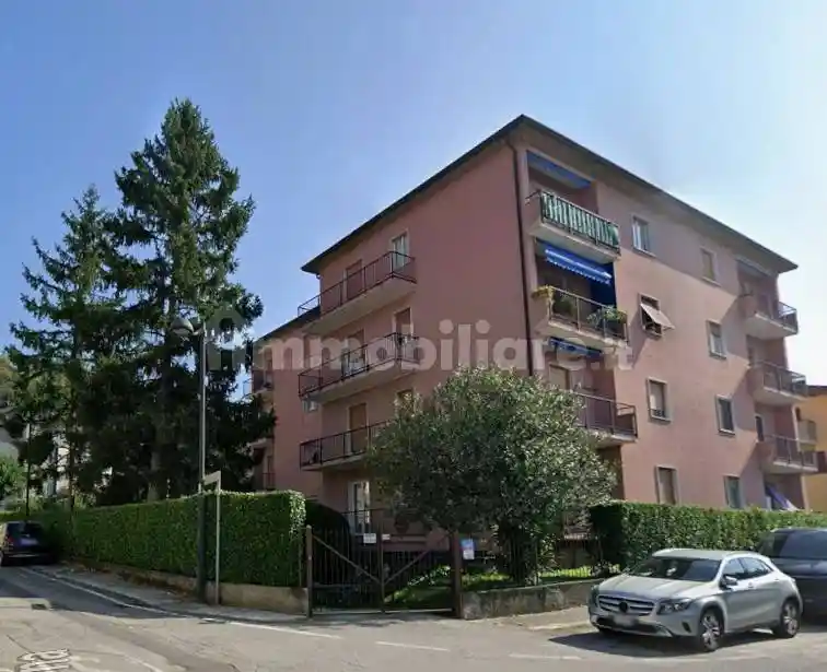 Appartamento in vendita a Calolziocorte