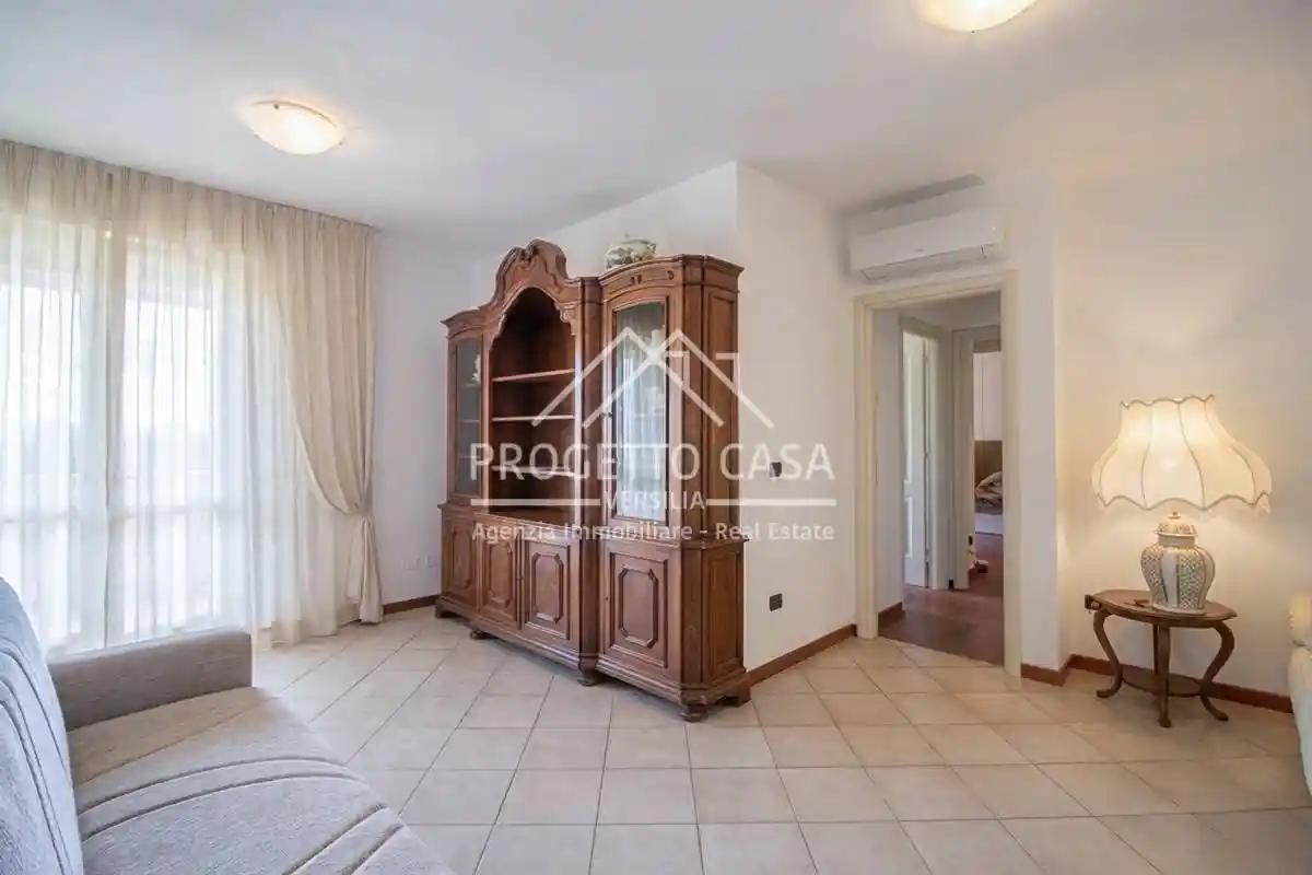 Appartamento in vendita a Viareggio