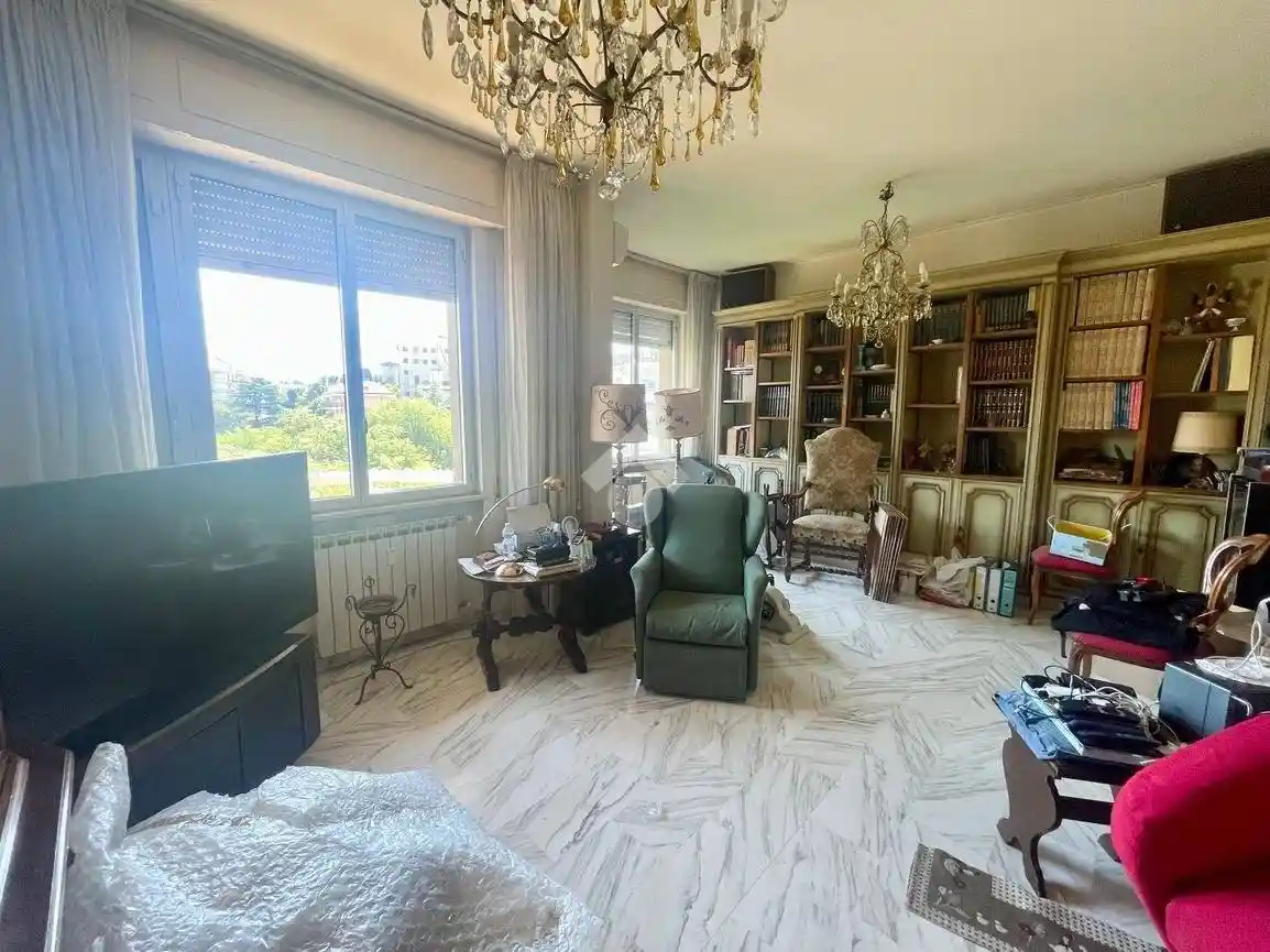Appartamento in vendita a Genova