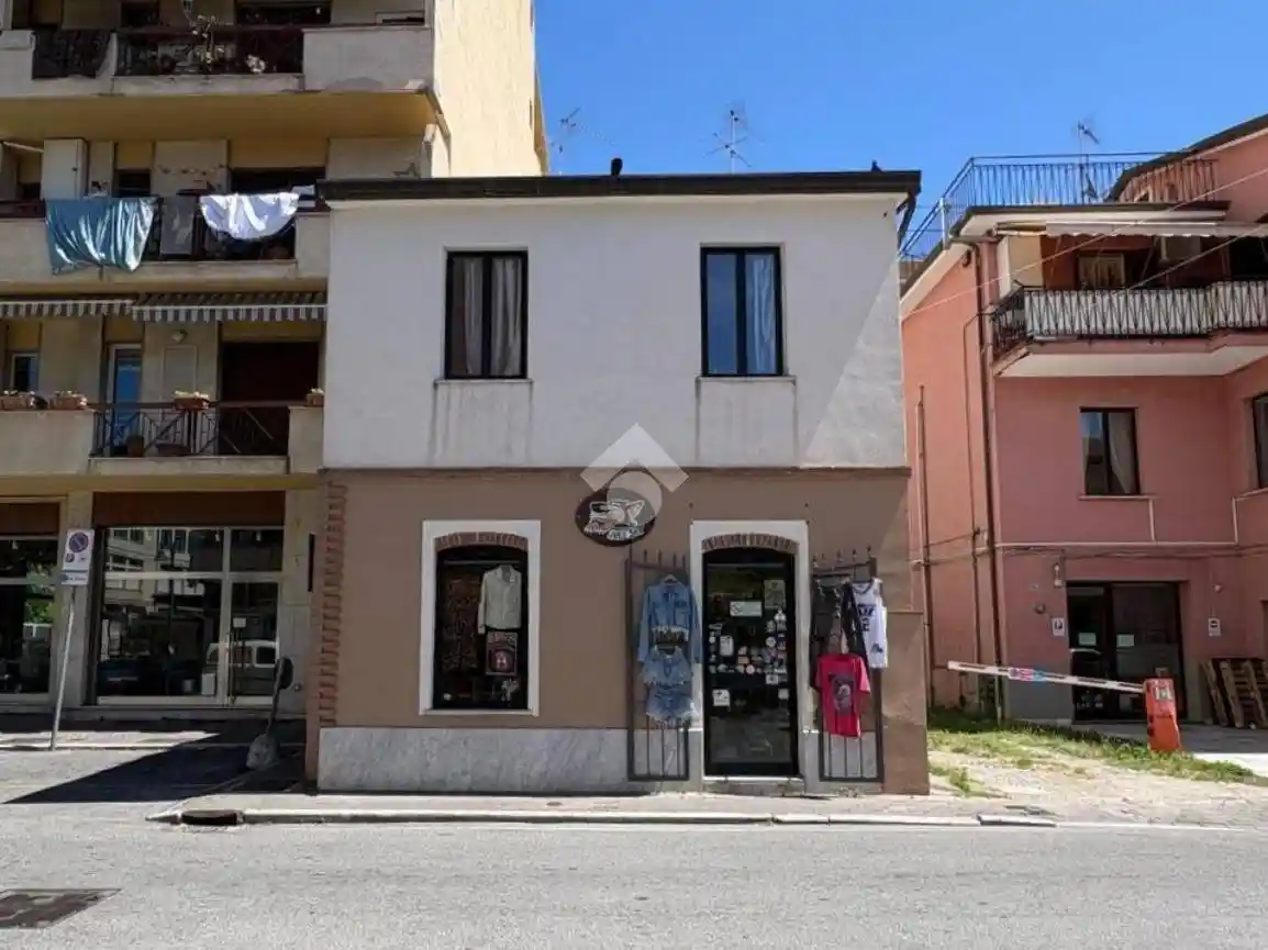 Appartamento in vendita a Massa