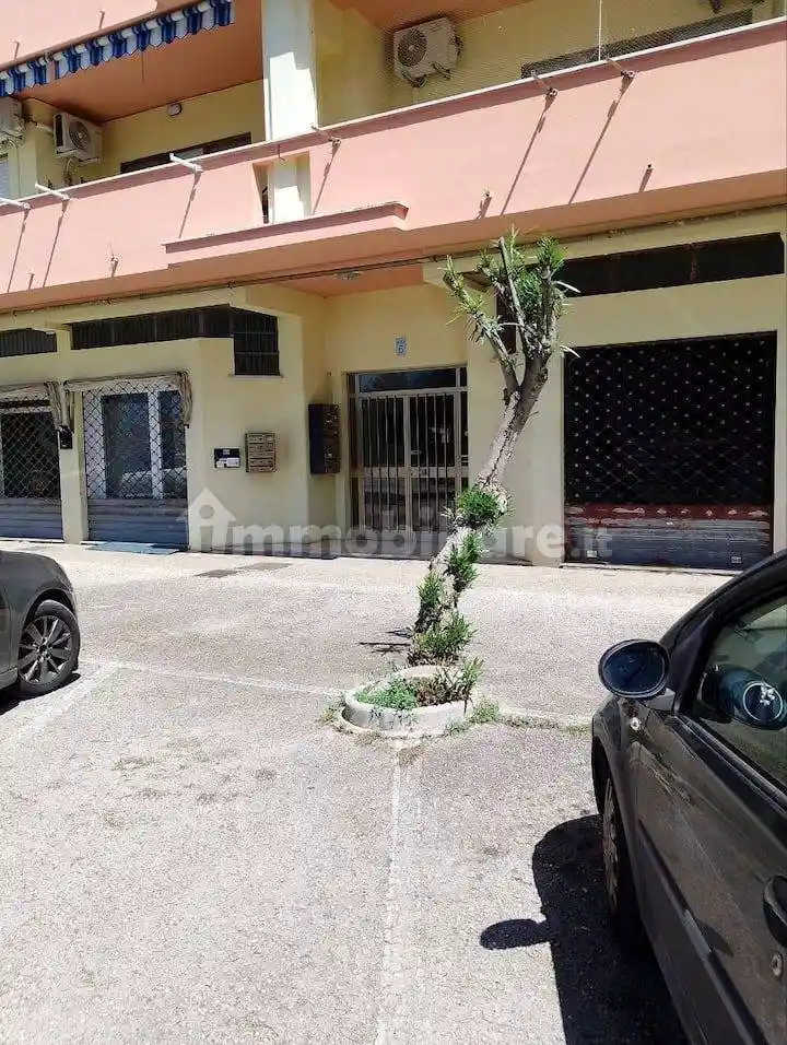 Palazzo - Edificio in vendita a Latina