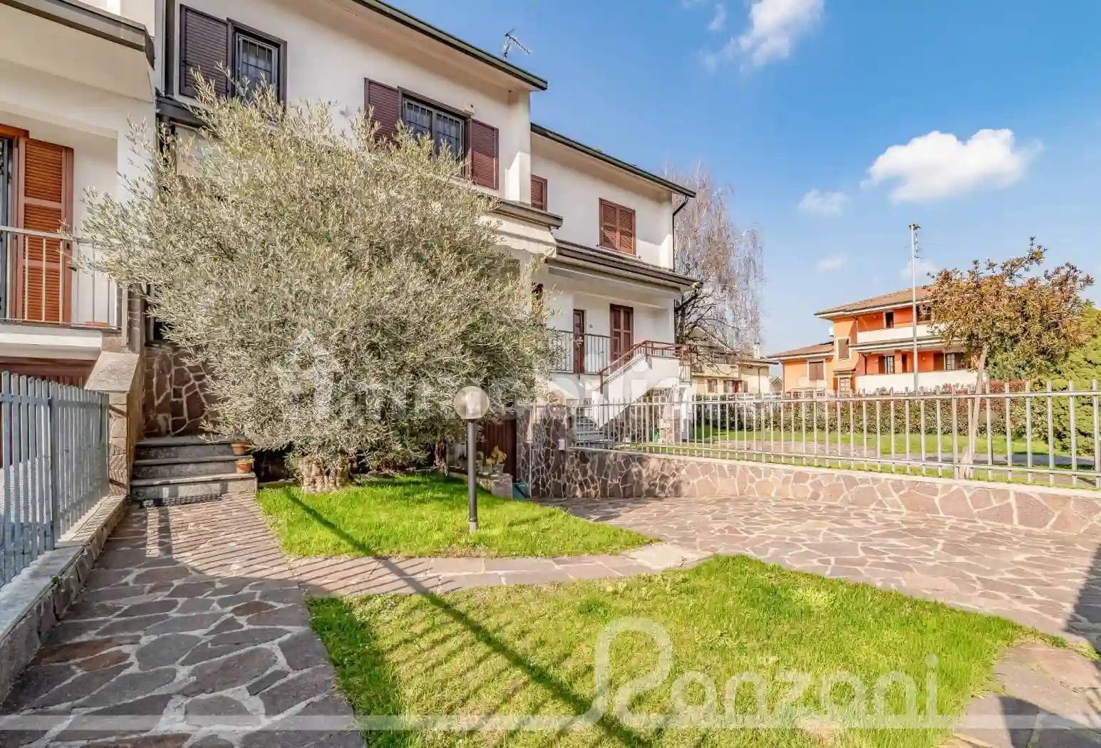 Villa - foto 3