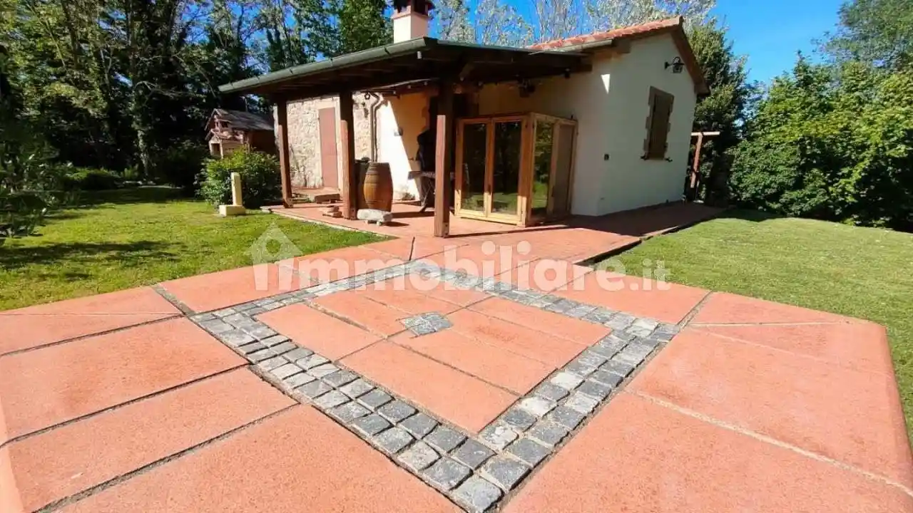 Rustico - Casale in vendita a Roccastrada