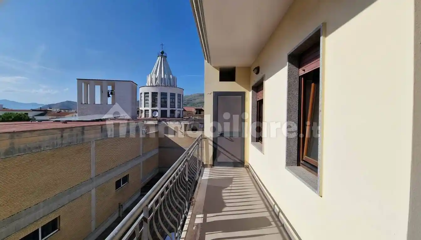 Appartamento in vendita a Mondragone