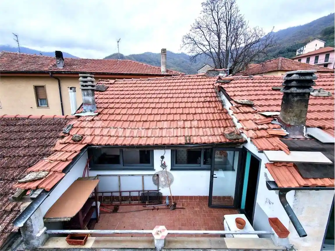 Casa indipendente in vendita a Casanova Lerrone