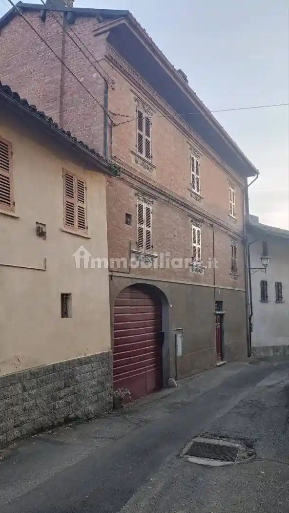 Casa indipendente in vendita a Fontanile