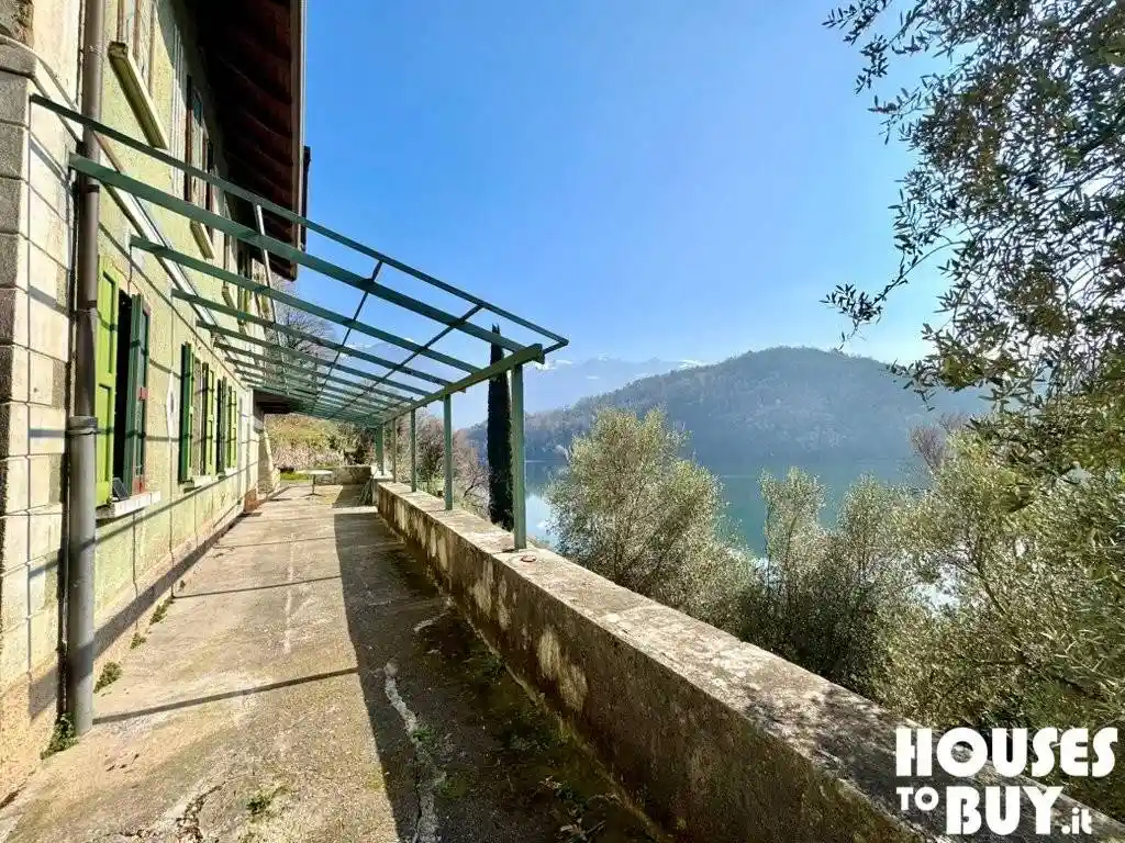 Villa in vendita a Darfo Boario Terme