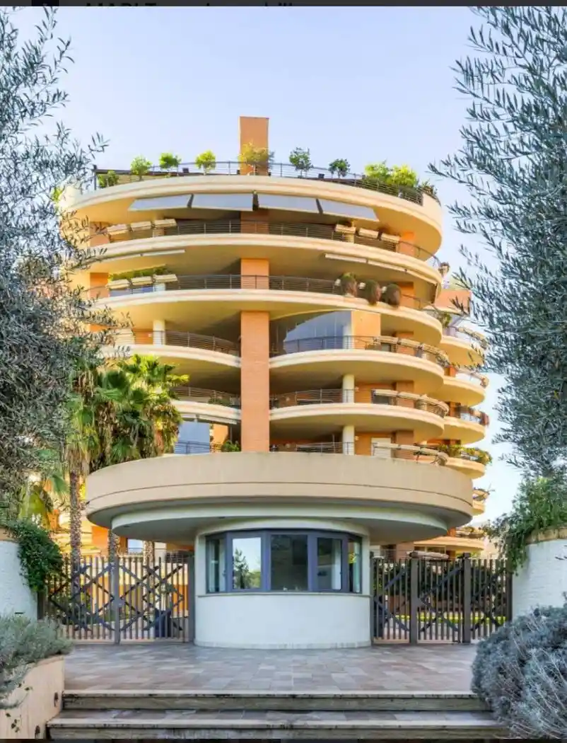 Palazzo - Edificio in affitto a Roma