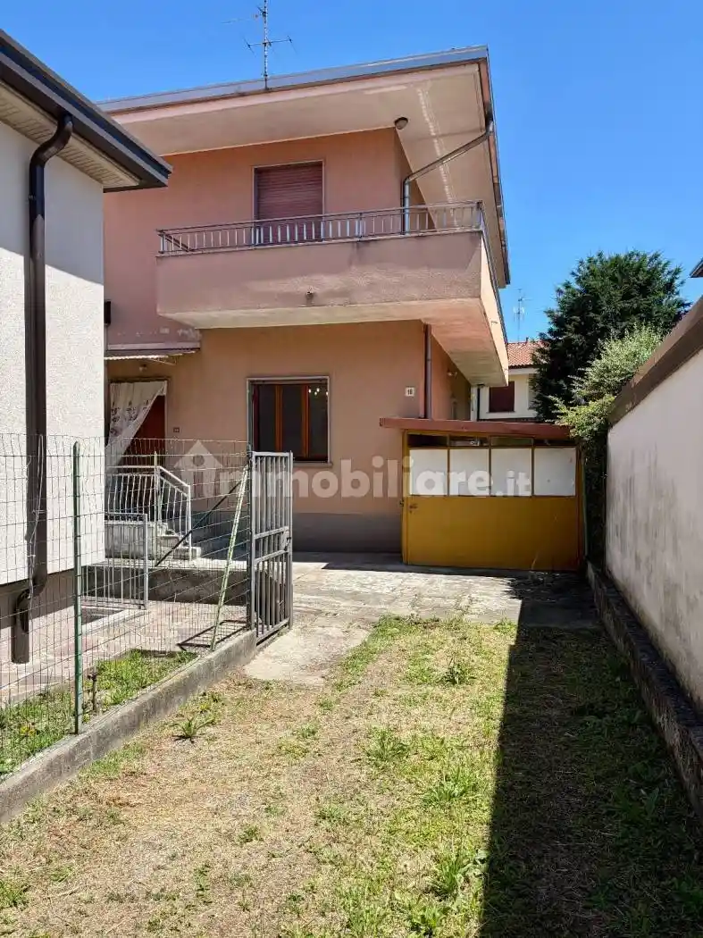 Villa in vendita a Paderno Dugnano