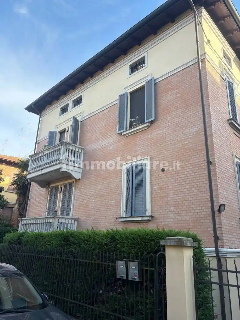 Appartamento in vendita a Modena