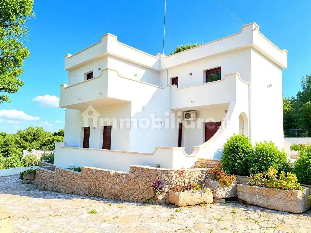 Villa in affitto a Leporano