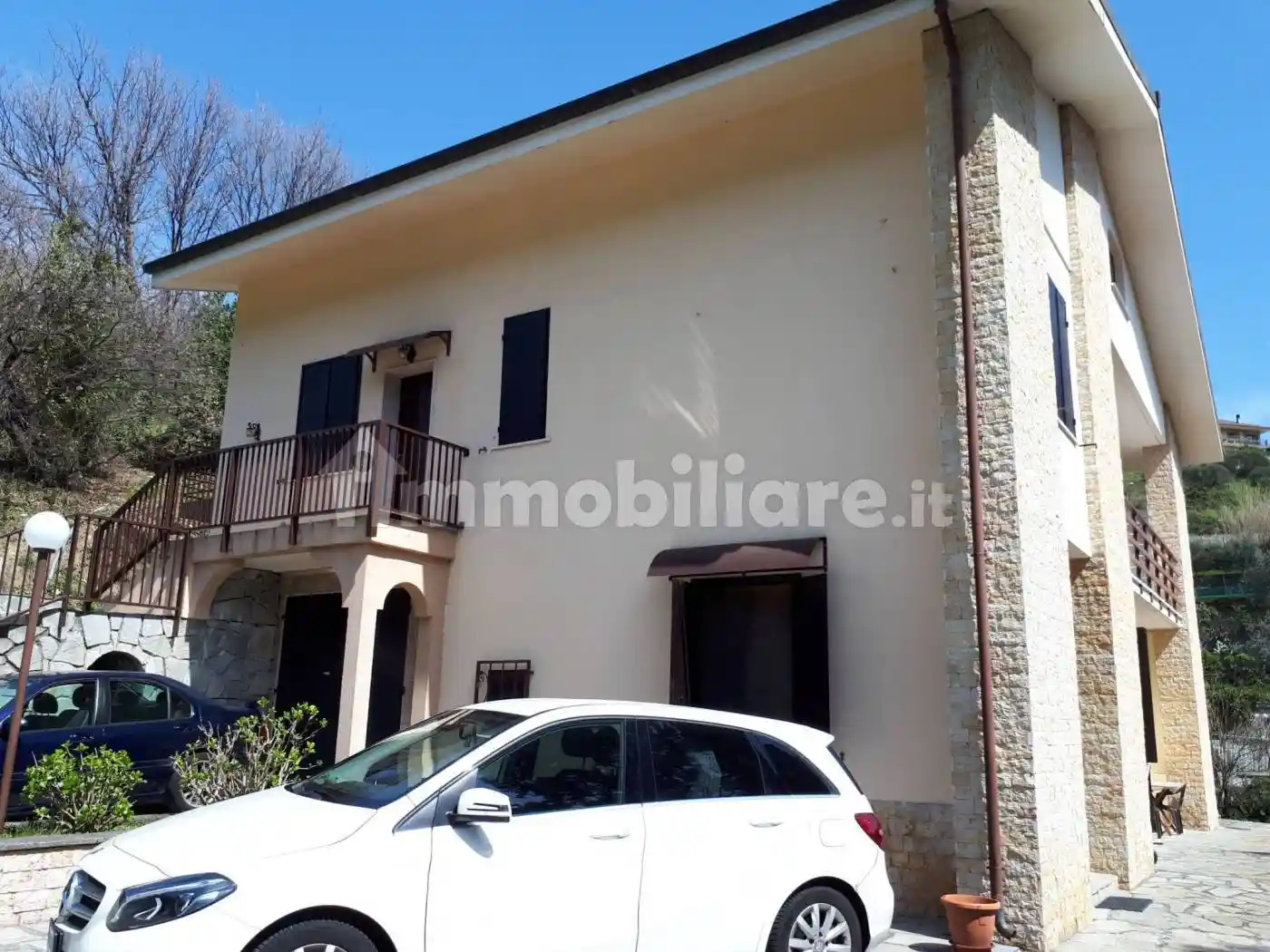 Villa in vendita a Varazze
