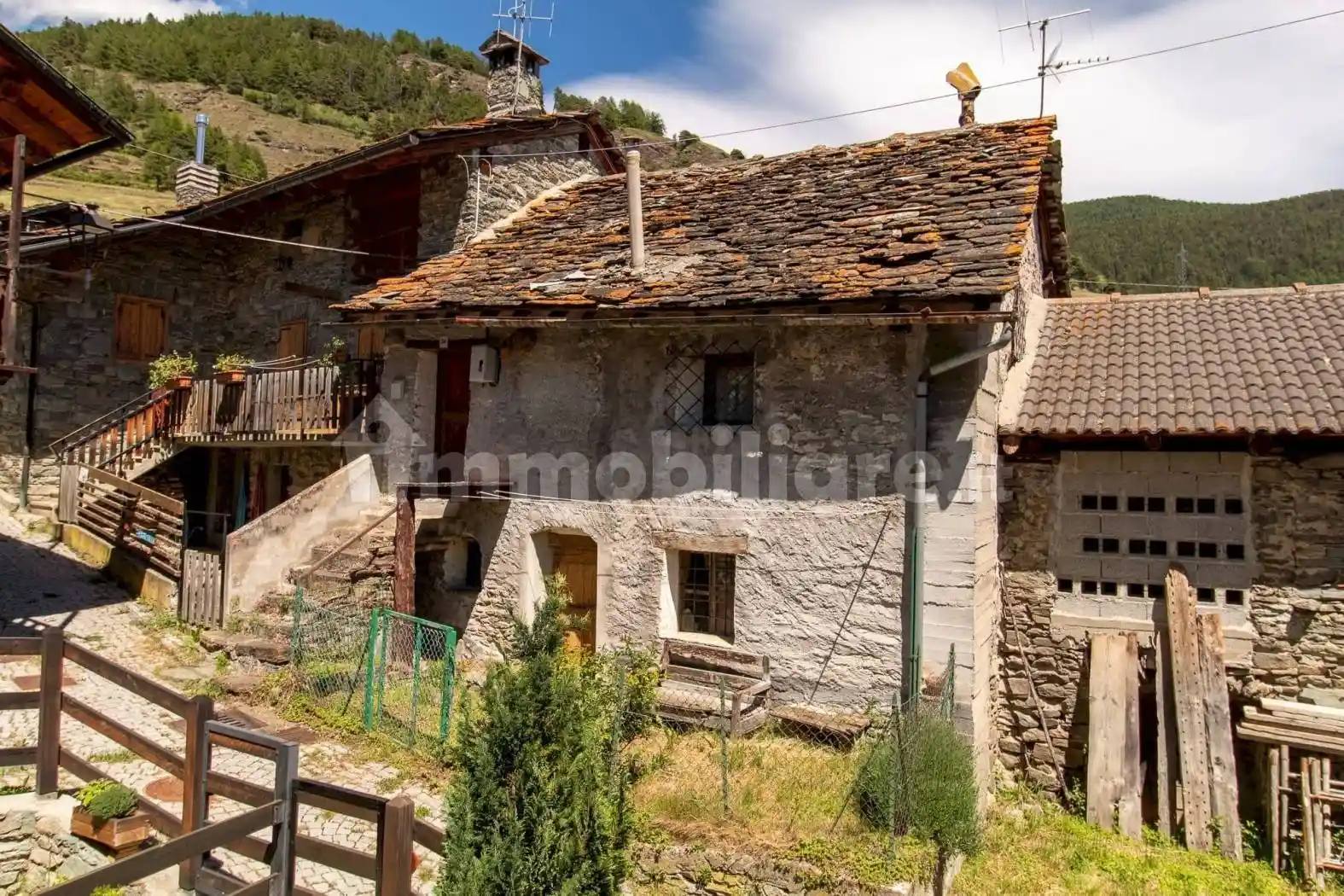 Casa indipendente in vendita a Chatillon