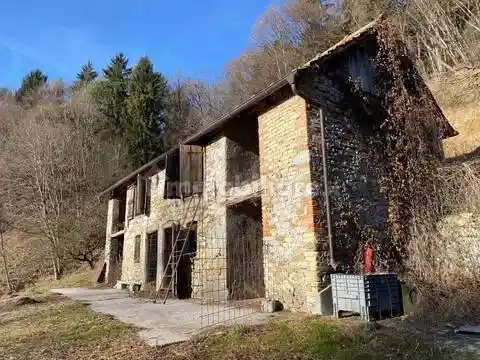 Rustico - Casale in vendita a Alpago