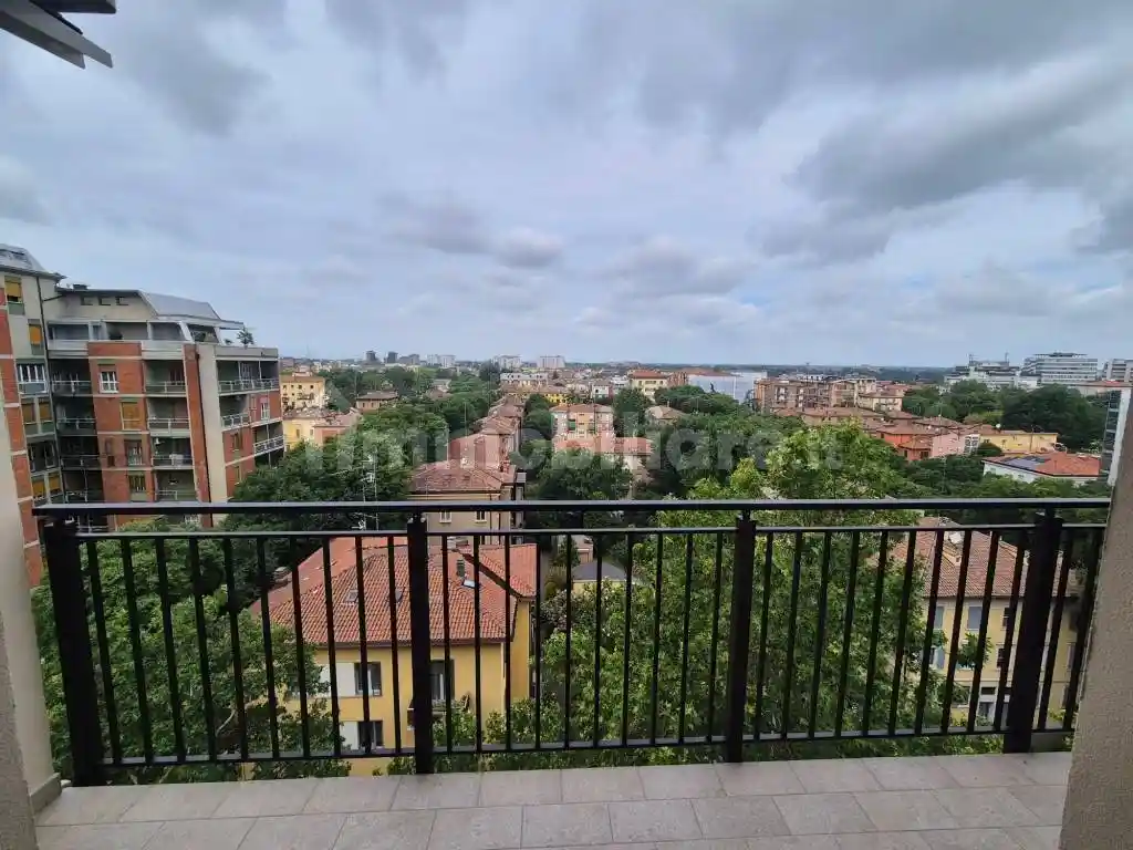 Appartamento in vendita a Modena