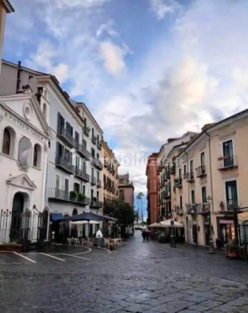 Appartamento in affitto a Salerno