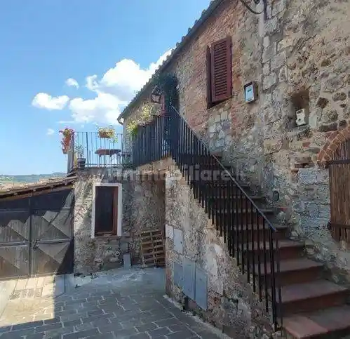 Villetta a schiera in vendita a Monticiano