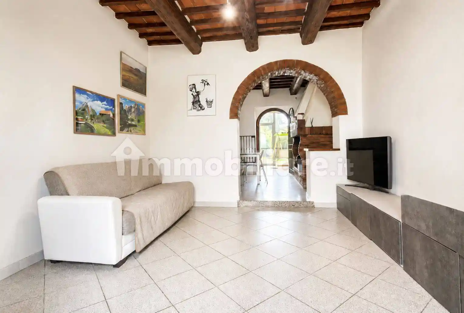 Casa indipendente in vendita a Quarrata