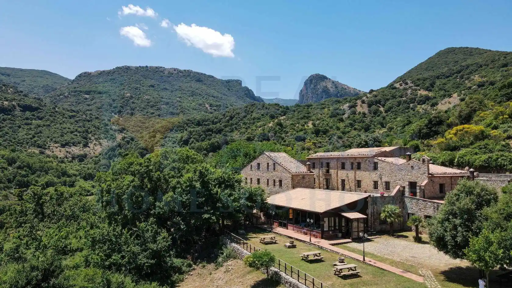 Rustico - Casale in vendita a Castelbuono