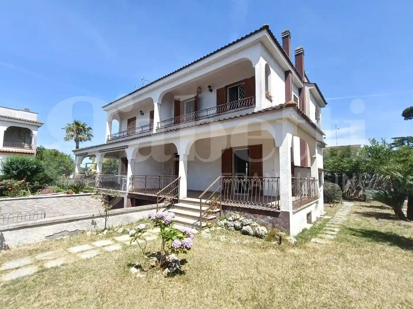 Villa - foto 2