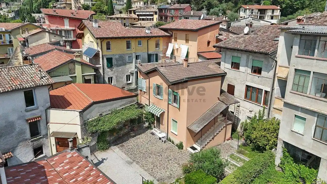 Appartamento in vendita a Toscolano-Maderno