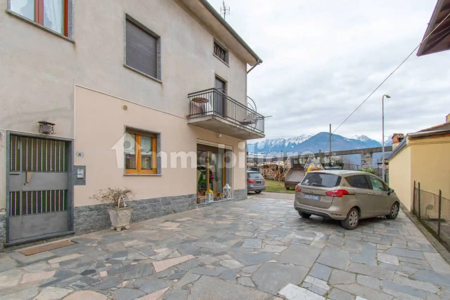 Appartamento in vendita a Traona